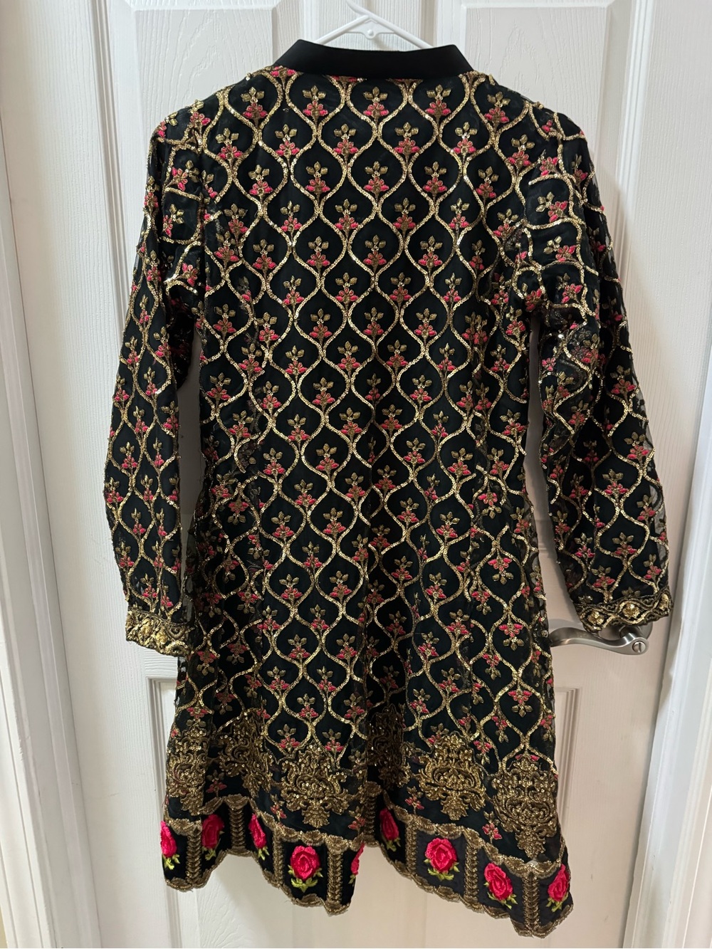 Zainab Hasan  embroidered dress M - Picture 6 of 11